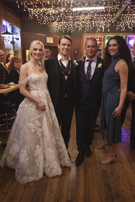 do casey and brett get married|Chicago Fire: Should fans be worried about Brett and。